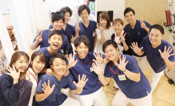 スタッフ集合写真