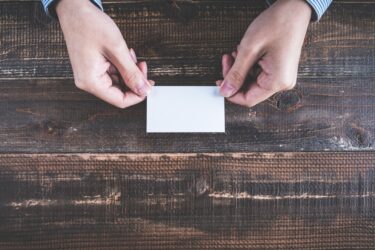 建設業の営業で信頼を得る「名前を覚える力」――中小企業が取り入れるべき顧客対応術