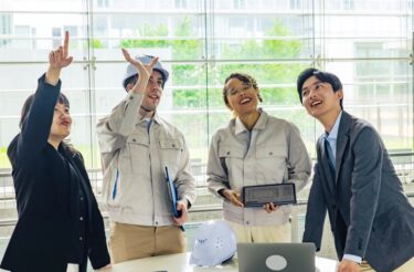 【2025年改正】外国人材雇用の新時代へ。特定技能・育成就労制度の変更点を徹底解説