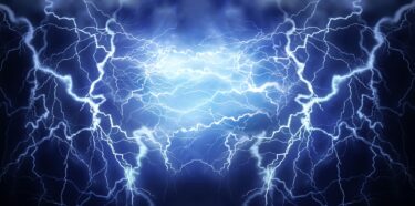 雷注意！雨天・夏秋の現場で安全に作業するための知恵