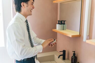 過酷な現場でも肌を守る！職人向けオールインワン朝晩ケア