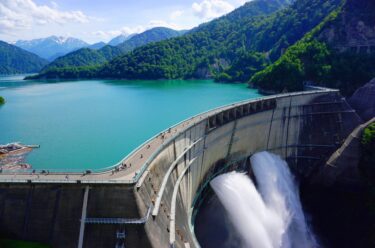 ダム管理にAIが参入！建設業にも広がる「流水管理DX」の最前線