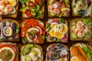 建設業の人材定着に効く新しい福利厚生――話題の「スモーブロー」を職場に取り入れる