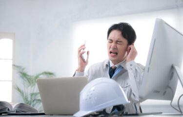 受注は同じ、でも儲からない…😰資材高・人件費高騰で揺れる中小建設業のリアルと打開策