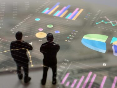 📉内需停滞で減収…でも打つ手はある！セメント大手3社決算から読む“中小建設業の次の一手