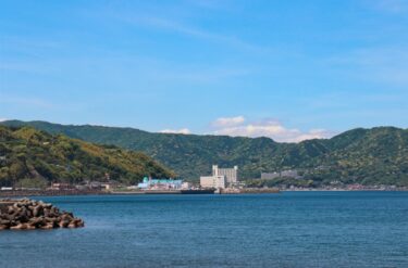 海岸工事のリアル最前線！伊東港再整備から学ぶ“現場で効く”安全・施工のポイント