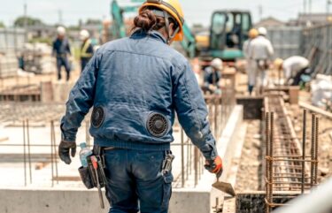気温でこんなに違う？現場作業の効率が落ちる温度帯と今日からできる対策法🌡️👷