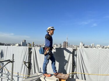 🏠「職人の技は、ロボットには真似できない」──東京・小平の内装職人集団が守り続けるもの